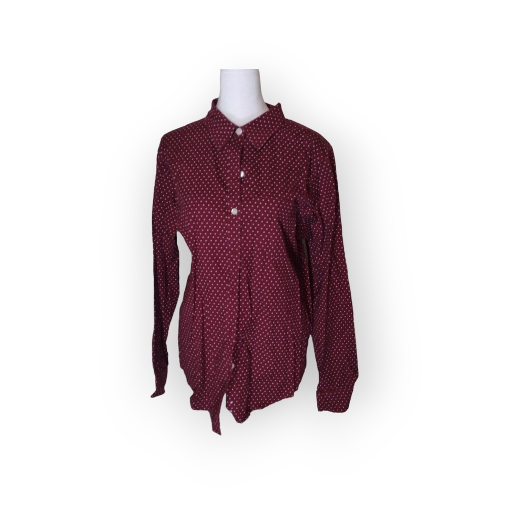 LL Bean Button Up Shirt Medium Women Wrinkle Free Red White Dots Pattern